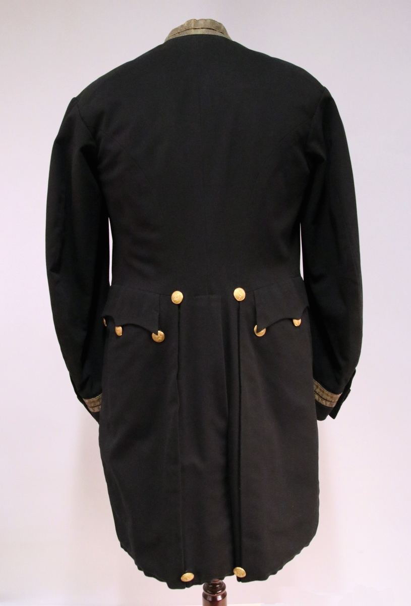 Sorenskriveruniform - Justismuseet / DigitaltMuseum